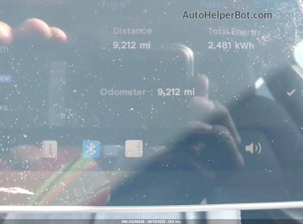 7SAYGDEE2SA356478 2025 TESLA MODEL Y Black სალონის 360-გრადუსიანი ხედი