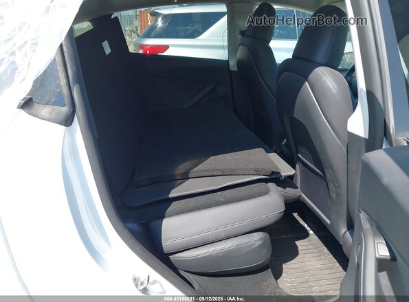 7SAYGDEE3SA343397 2025 TESLA MODEL Y White VIN կոդի պիտակի տեսք