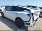 2025 Tesla Model Y Long Range Dual Motor All-wheel Drive White vin: 7SAYGDEE3SA343397