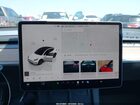 2025 Tesla Model Y Long Range Dual Motor All-wheel Drive White vin: 7SAYGDEE3SA343397