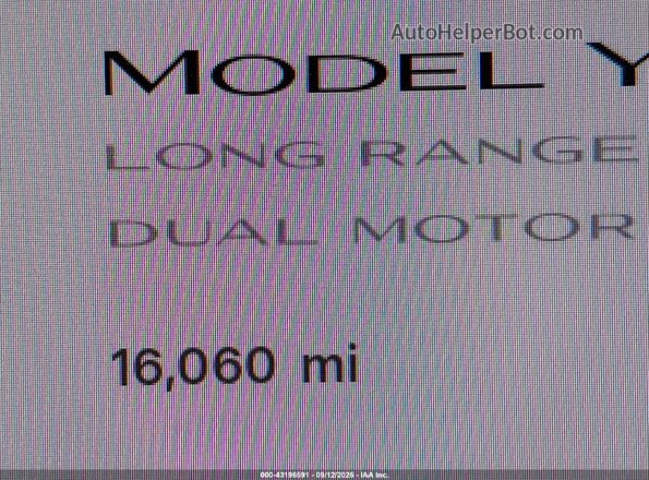 7SAYGDEE3SA343397 2025 TESLA MODEL Y White 