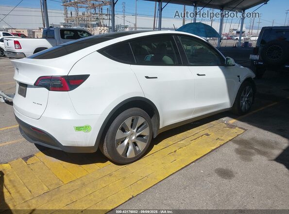 7SAYGDEE6PF713090 2023 TESLA MODEL Y Белый Задняя правая четверть