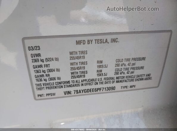 7SAYGDEE6PF713090 2023 TESLA MODEL Y Белый Вид подкапотного пространства