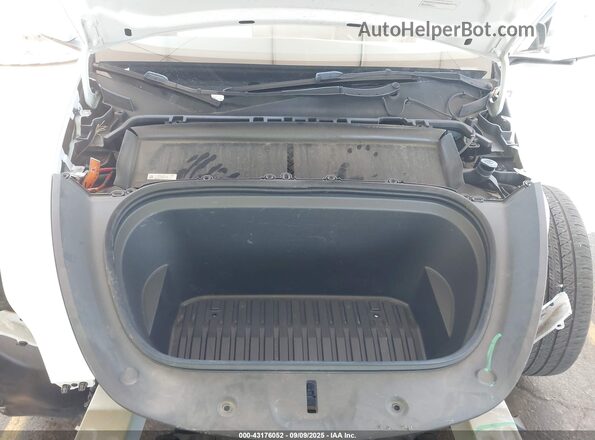 7SAYGDEE6PF713090 2023 TESLA MODEL Y Белый Вид сзади