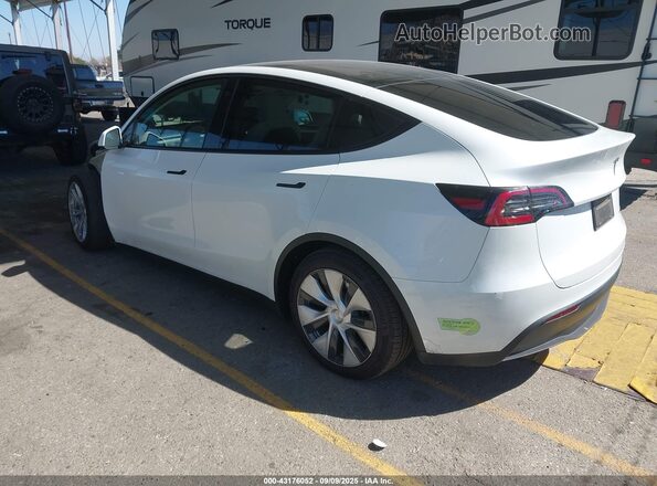 7SAYGDEE6PF713090 2023 TESLA MODEL Y Белый Задняя левая четверть