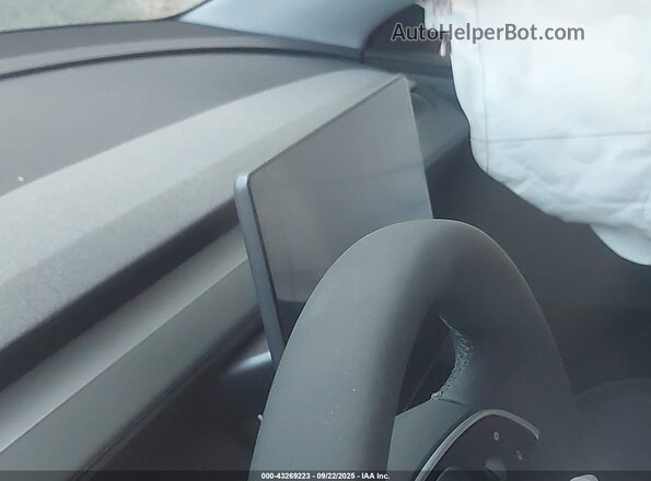 7SAYGDEE7TA449451 2026 TESLA MODEL Y White Вид задніх сидінь