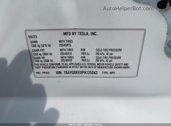 7SAYGDEE8PA125043 2023 TESLA MODEL Y White Вид підкапотного простору