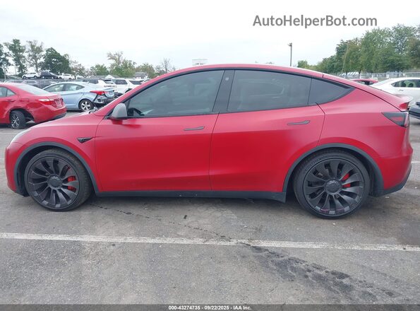 7SAYGDEF1NF509934 2022 TESLA MODEL Y Red Панорамний вид салону 360°