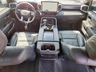 2025 Toyota Sequoia Sr5 Silver vin: 7SVAAABA1SX056784 2025 Toyota Sequoia Sr5 Silver vin: 7SVAAABA1SX056784