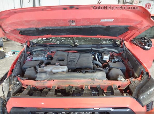 7SVAAABA9PX018405 2023 TOYOTA SEQUOIA Оранжевый Вид сзади