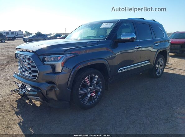7SVAAABA9RX028693 2024 TOYOTA SEQUOIA Gray Przód lewy