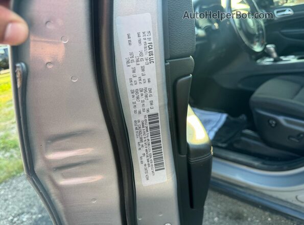 1C4RJFAG3LC180905 2020 JEEP GRAND CHER Серебряный Вид задней части салона