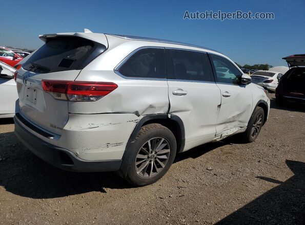 5TDJZRFH0JS878117 2018 TOYOTA HIGHLANDER White Delantero derecho