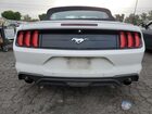 2018 Ford Mustang White vin: 1FATP8UH3J5155126