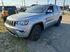 2020 Jeep Grand Cherokee Laredo Серебряный vin: 1C4RJFAG3LC180905