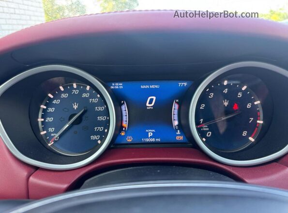 ZAM57YTL0K1319168 2019 MASERATI GHIBLI Black Widok deski rozdzielczej