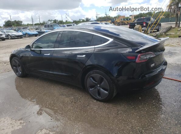 5YJ3E1EB2JF093993 2018 TESLA MODEL 3 Black Tył prawy