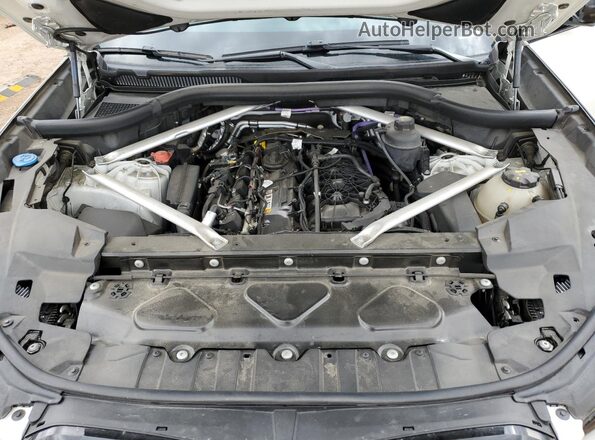 5UXCY4C07M9E05557 2021 BMW X6 Белый Вид подкапотного пространства