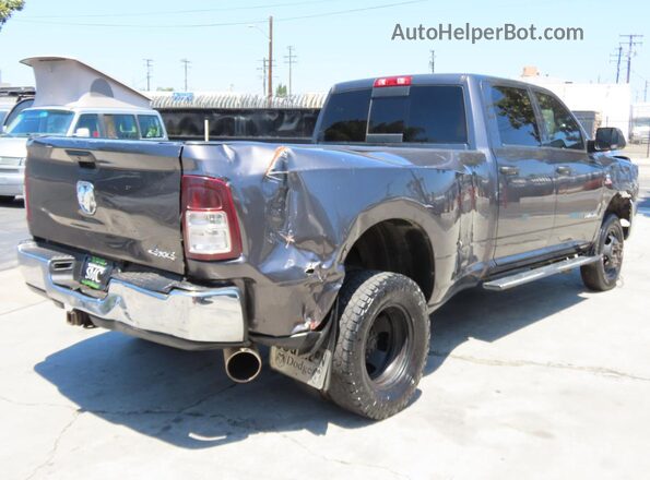 3C63RRGL6MG565739 2021 RAM 3500 Серый Передняя правая четверть