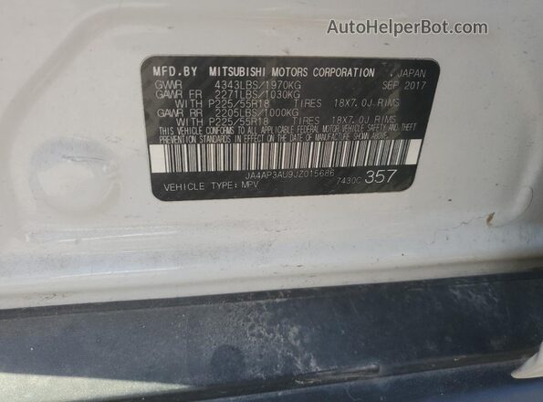 JA4AP3AU9JZ015686 2018 MITSUBISHI OUTLANDER White Вид наклейки з VIN-кодом