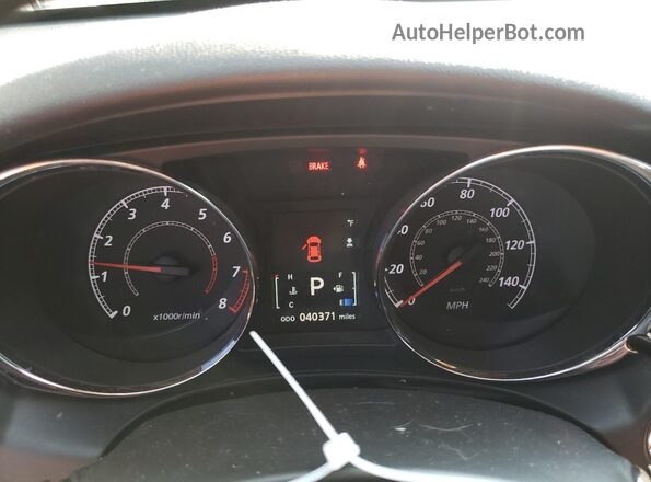 JA4AP3AW5JZ001544 2018 MITSUBISHI OUTLANDER Silver Widok zestawu wskaźników
