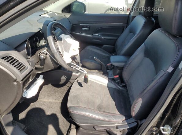 JA4AP3AW9JU002094 2018 MITSUBISHI OUTLANDER Черный Вид салона спереди