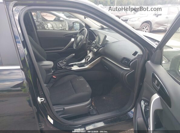 JA4ATVAA8PZ052945 2023 MITSUBISHI ECLIPSE CROSS Черный Вид салона спереди