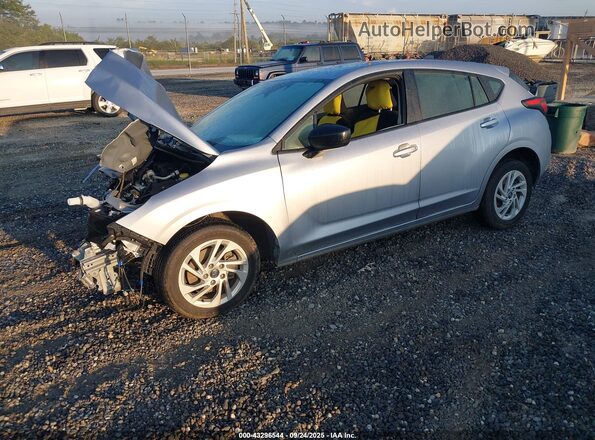 JF1GUABC6R8384581 2024 SUBARU IMPREZA Серебряный Передняя левая четверть