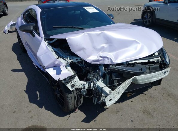 JF1ZDBE11N9701552 2022 SUBARU BRZ Фиолетовый Вид спереди