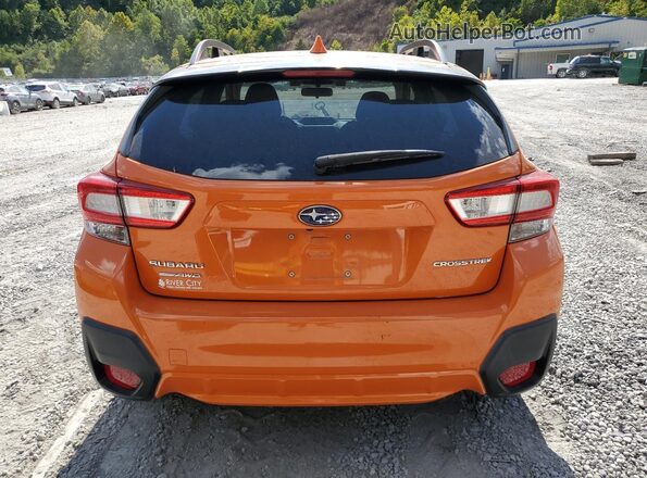 JF2GTADCXJ8243240 2018 SUBARU CROSSTREK Orange უკანა ხედი