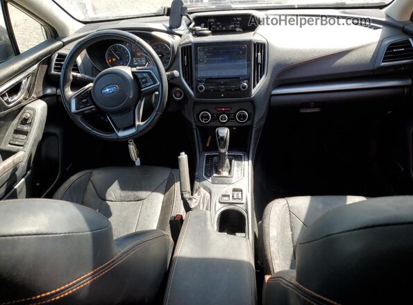 JF2GTAMCXJ8309821 2018 SUBARU CROSSTREK White Առջևի վահանակի տեսք