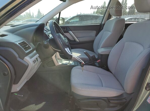 JF2SJABC2JH579127 2018 SUBARU FORESTER 2.5 Green Вид салону спереду