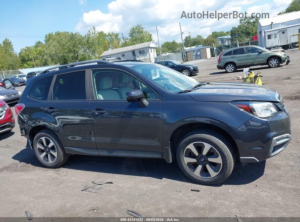 JF2SJAEC8JH507313 2018 SUBARU FORESTER 2.5 Black Vista interior trasera
