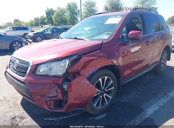 JF2SJGEC2HH551885 2017 SUBARU FORESTER2. Red Vista frontal