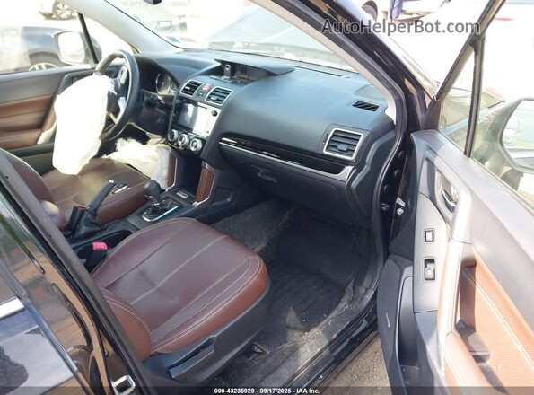 JF2SJGTCXHH434008 2017 SUBARU FORESTER2. Черный Вид салона спереди