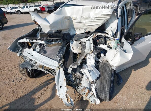 JF2SKADC4RH461313 2024 SUBARU FORESTER White Rear interior view
