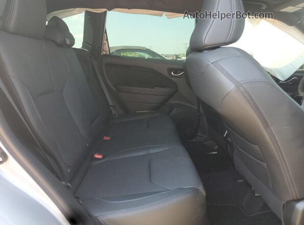 JF2SLDRC5SH576726 2025 SUBARU FORESTER Silver Widok tylnych siedzeń
