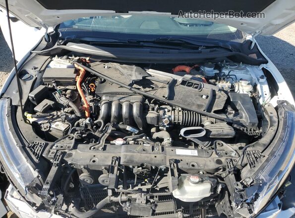 JHMZC5F10JC018279 2018 HONDA CLARITY White Rear interior view