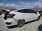 2018 Honda Clarity Белый vin: JHMZC5F13JC015439