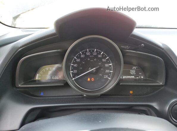 JM1DKDC7XJ0321329 2018 MAZDA CX-3 Gray Սարքավորումների վահանակի տեսք