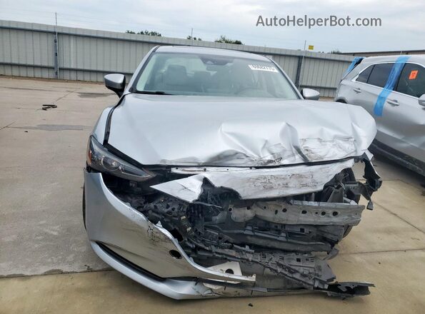 JM1GL1VM2J1312324 2018 MAZDA 6 Silver წინა ხედი