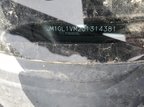 JM1GL1VM2J1314381 2018 MAZDA 6 Black Вид підкапотного простору