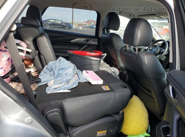 JM3TCACY6L0421275 2020 MAZDA CX-9 Silver Widok wnętrza z tyłu