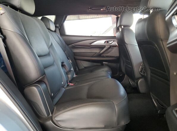 JM3TCADY5J0218132 2018 MAZDA CX-9 Silver Rear interior view