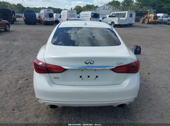 JN1CV7AR3JM280160 2018 INFINITI Q50 White 