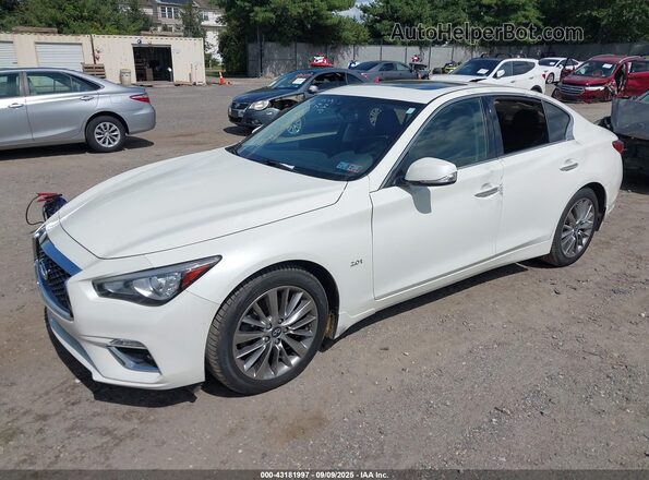 JN1CV7AR3JM280160 2018 INFINITI Q50 White წინა მარცხენა ხედი სამი მეოთხედიდან