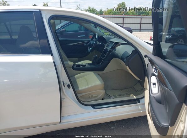 JN1EV7AP2JM355633 2018 INFINITI Q50 White წინა სალონის ხედი