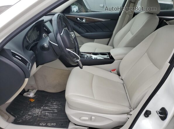 JN1EV7AP5JM351088 2018 INFINITI Q50 White Vista interior delantera