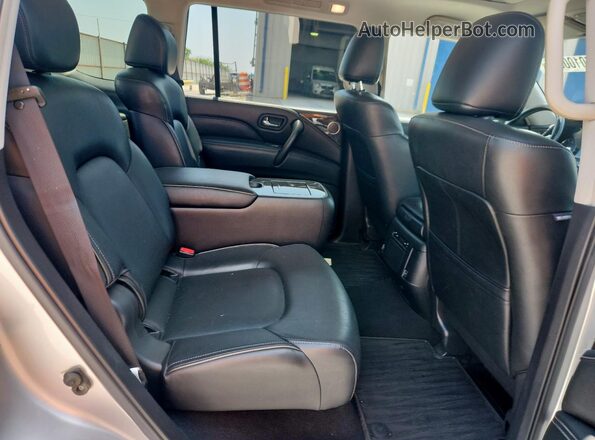 JN8AZ2NF5L9704881 2020 INFINITI QX80 Серебряный Вид задних сидений