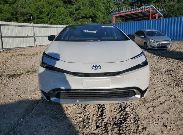 JTDACACU2P3009937 2023 TOYOTA PRIUS White Դիմացի տեսք